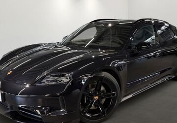 Porsche Taycan 12.900 km 132.800 &euro; Villingen-Schwenningen 78048