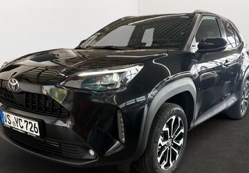 Toyota Yaris Cross 2.000 km 29.530 &euro; Villingen-Schwenningen 78048