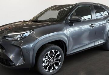 Toyota Yaris Cross 2.000 km 29.990 &euro; Villingen-Schwenningen 78048