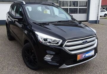 Ford Kuga 89.365 km 15.700 &euro; Villingen-Schwenningen 78052