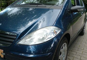 Mercedes-Benz A 150 176.493 km 2.500 &euro; Tuttlingen 78532