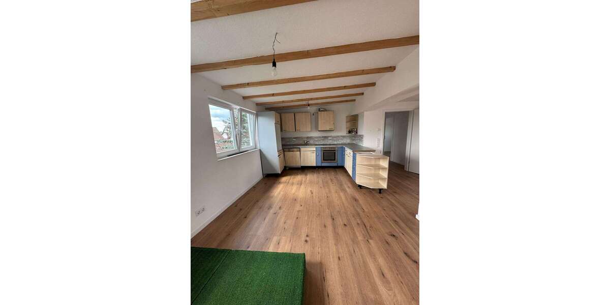 Etagenwohnung Bad Dürrheim - 4 Zimmer, 110 m&sup2;, 1.100&euro; | Angebot:26778528