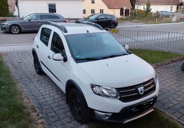 Dacia Sandero 214.000 km 3.950 &euro; Titisee-Neustadt 79822