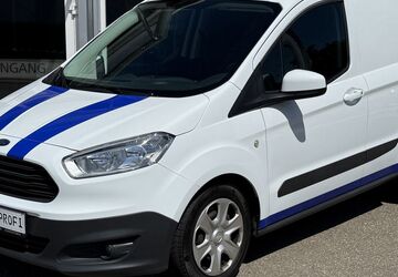 Ford Tourneo Courier 92.000 km 6.900 &euro; Trossingen 78647
