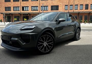 Porsche Macan 6.900 km 89.900 &euro; Villingen-Schwenningen 78048