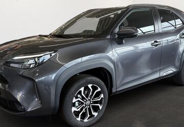 Toyota Yaris Cross 2.000 km 29.990 &euro; Villingen-Schwenningen 78048