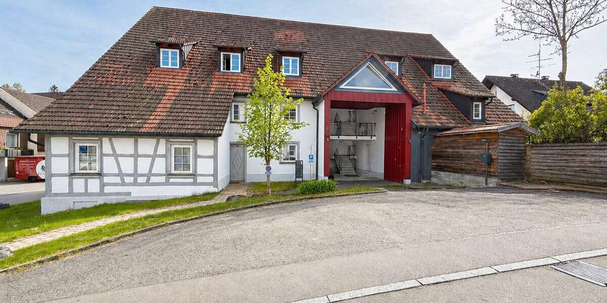 Etagenwohnung Dunningen - 3 Zimmer, 95 m&sup2;, 695&euro; | Angebot:25982867